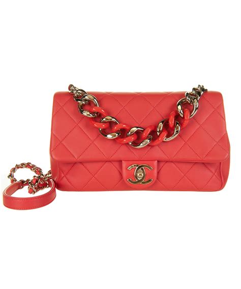chanel flap bag 2019
